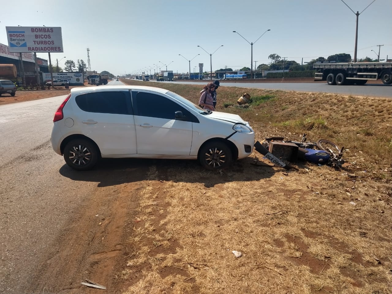 Homem bêbado é preso por causar acidente na BR-153