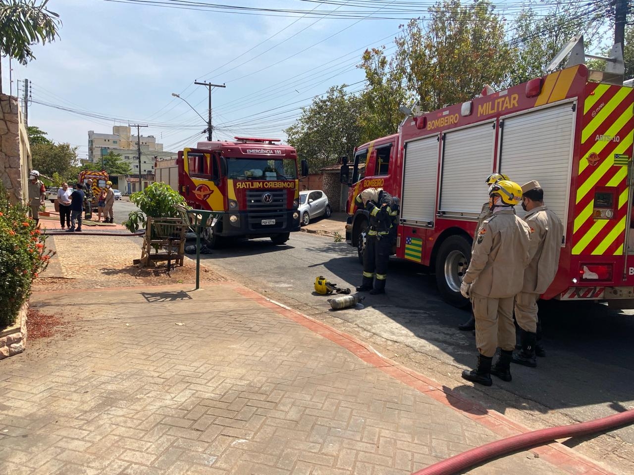 Residência no Jardim América é atingida por incêndio
