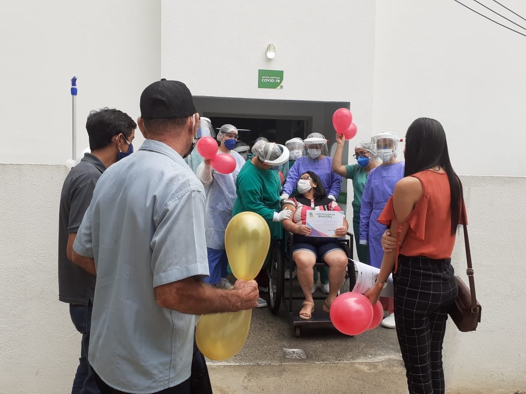 Hospital Estadual de Jaraguá registra quarta alta de Covid