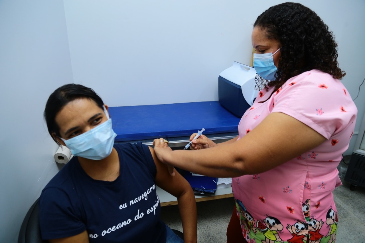 Aparecida imuniza mais de cinco mil pessoas durante primeira semana de vacinação contra a Covid-19