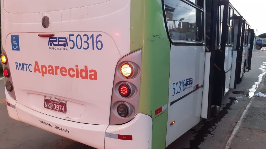 Idoso é atropelado por ônibus em Goiânia