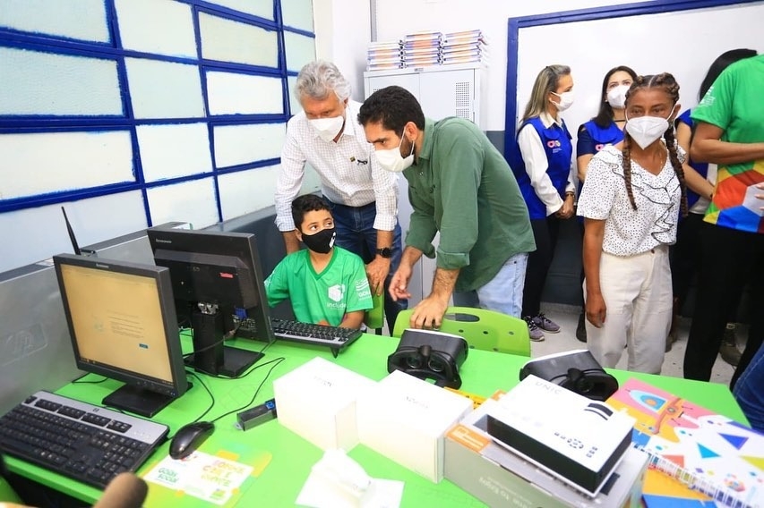 "A política é um lugar para servir as pessoas e construir futuros diferentes", afirma Lincoln Tejota