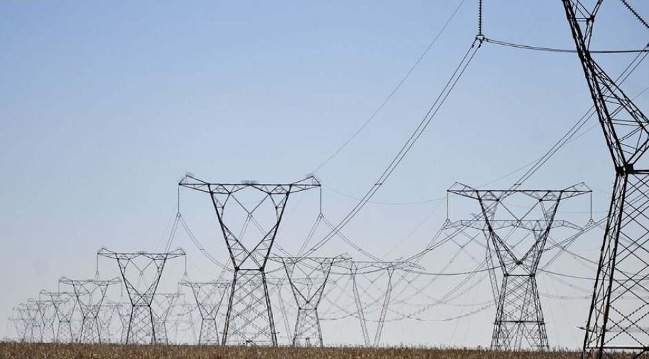 Governo trabalha para evitar  racionamento de energia