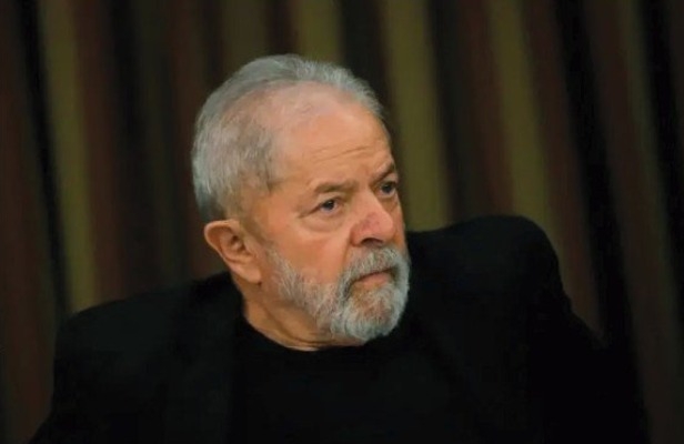 Lula é absolvido em  ação sobre MP de  incentivo a montadoras