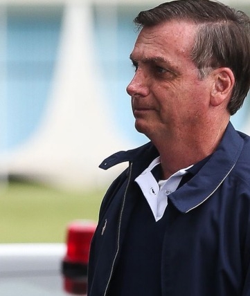 Aprovação de Bolsonaro  cai para 23% e reprovação  sobe para 50%