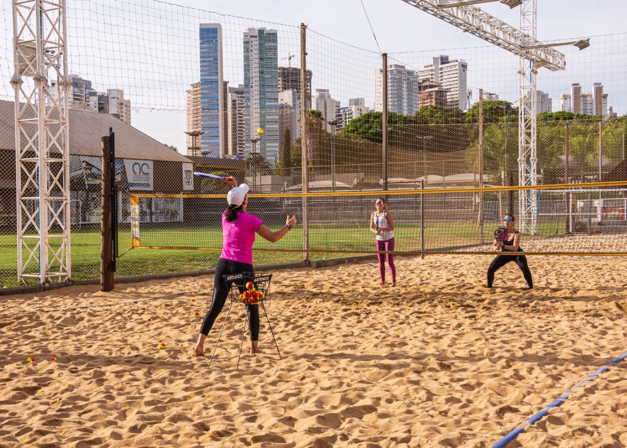 Clube de Engenharia promove a Clínica de Beach Tennis para treinadores, na sexta-feira (13/8)