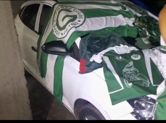 Campeonato de futebol é parado após confronto de torcidas organizadas