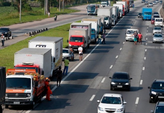 Protestos perdem força em todo o Brasil