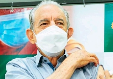 Iris aumenta volume  de dieta oral e  caminha pelo hospital