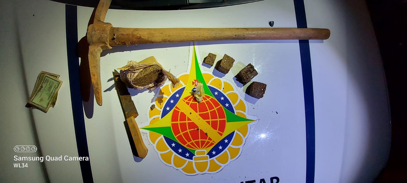 Casal é preso após ameaçar o pai de morte