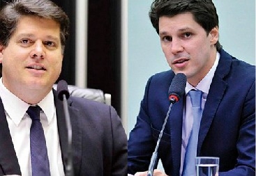 Baleia cobra de Daniel chapa de parlamentares
