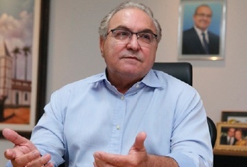 Darrot quer disputar o governo e não ser vice de Mendanha