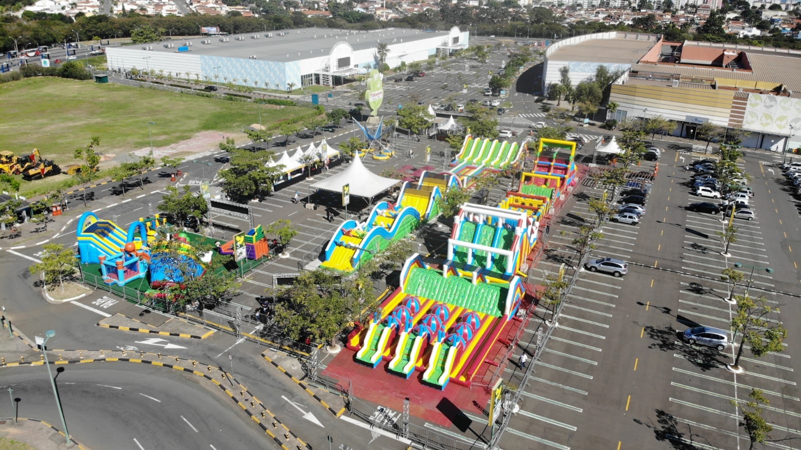 Maior parque de infláveis do Brasil chega a Goiânia