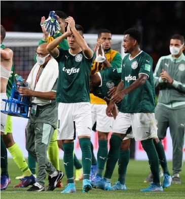Torcedores ‘perdoam’ vice de Palmeiras