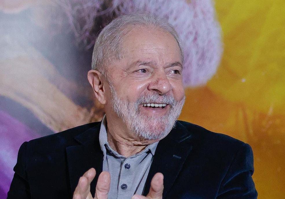 PT aposta em verde e amarelo no lançamento da pré-candidatura de Lula