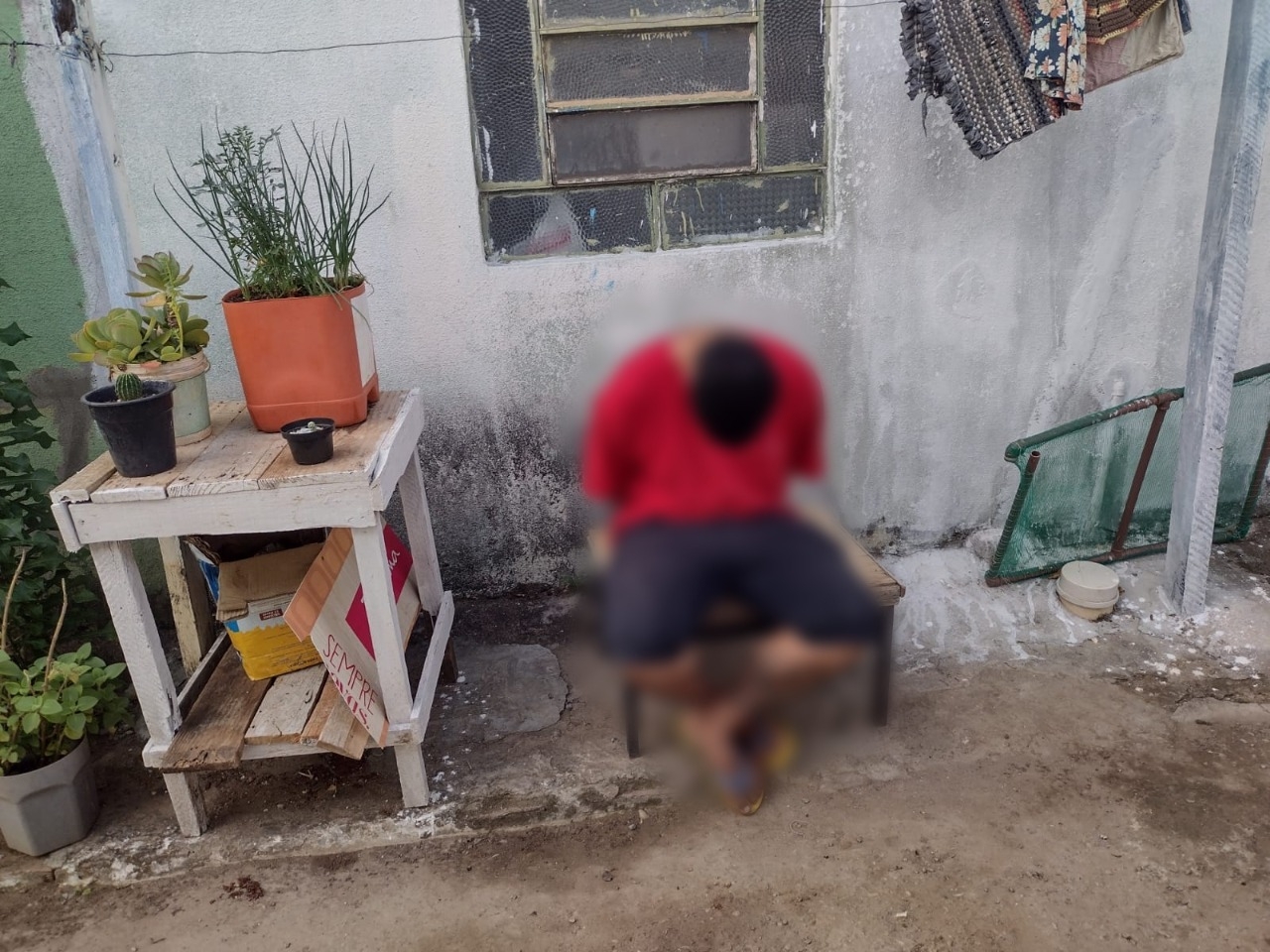 Suspeito de matar homem a facadas é preso