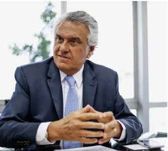 Com ICMS menor, Caiado joga pressão  na Petrobras