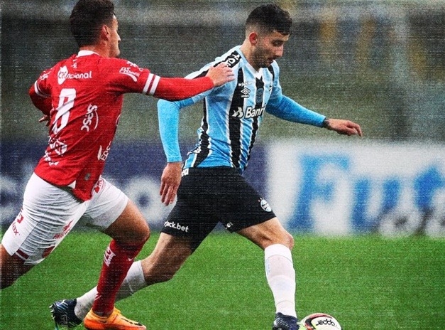Vila Nova perde para o Grêmio e permanece na zona do rebaixamento