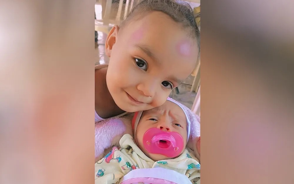 Bebês morrem carbonizadas após casa pegar fogo em Nerópolis
