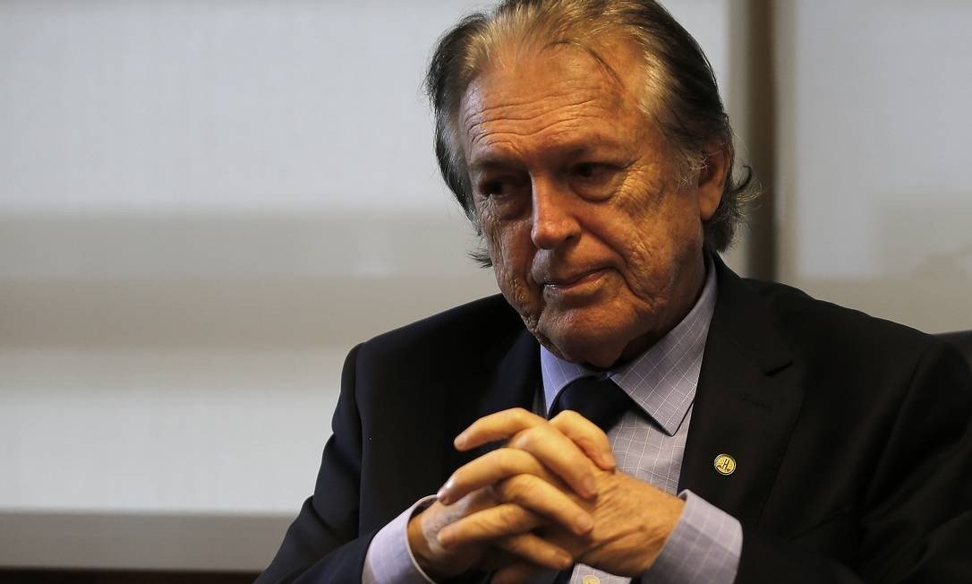 Dividido, PSL estuda novas punições ao grupo de Jair Bolsonaro