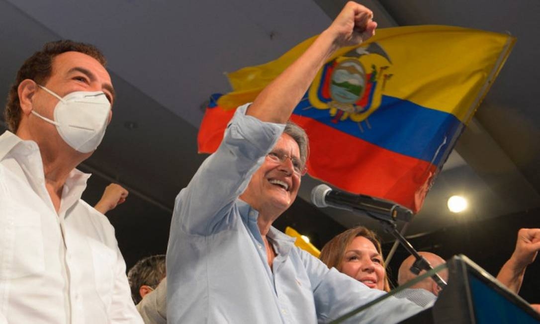 Lasso se proclama vencedor das eleições presidenciais no Equador