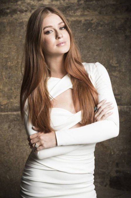 Marina Ruy Barbosa não é liberada para receber prêmio no SBT 