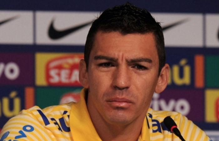 Ex-zagueiro campeão da Copa do Mundo volta aos gramados para defender clube do DF