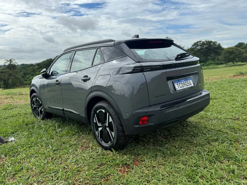 Teste: Peugeot 2008 2025 estabelece um novo momento para a marca no Brasil