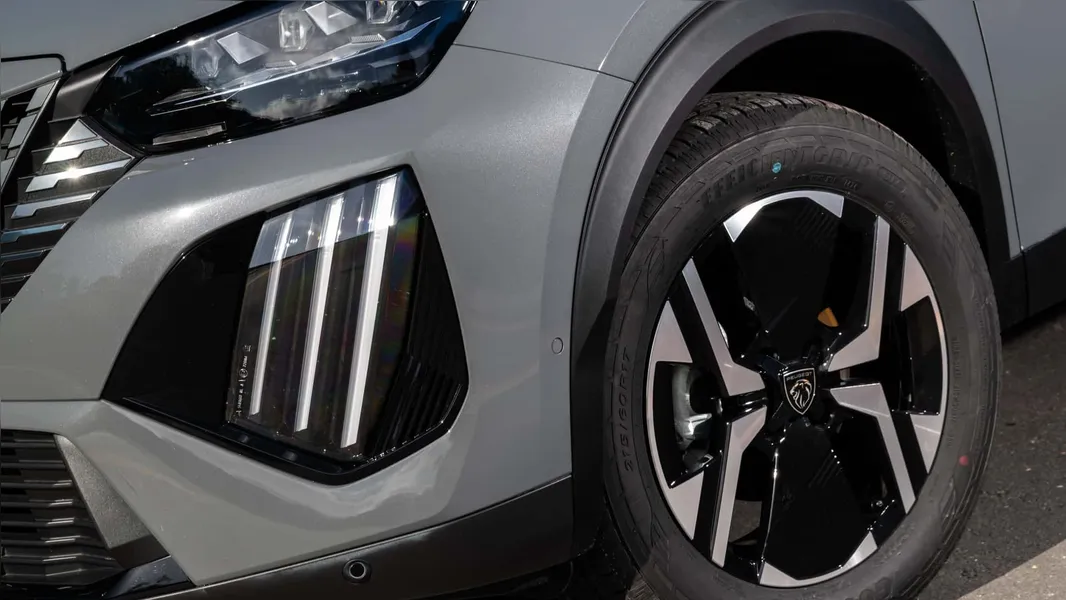 Teste: Peugeot 2008 2025 estabelece um novo momento para a marca no Brasil