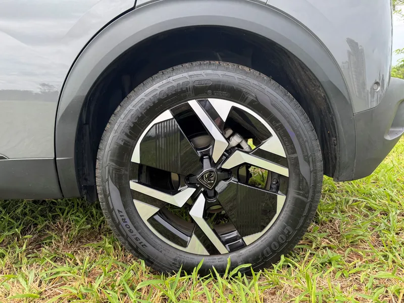 Teste: Peugeot 2008 2025 estabelece um novo momento para a marca no Brasil