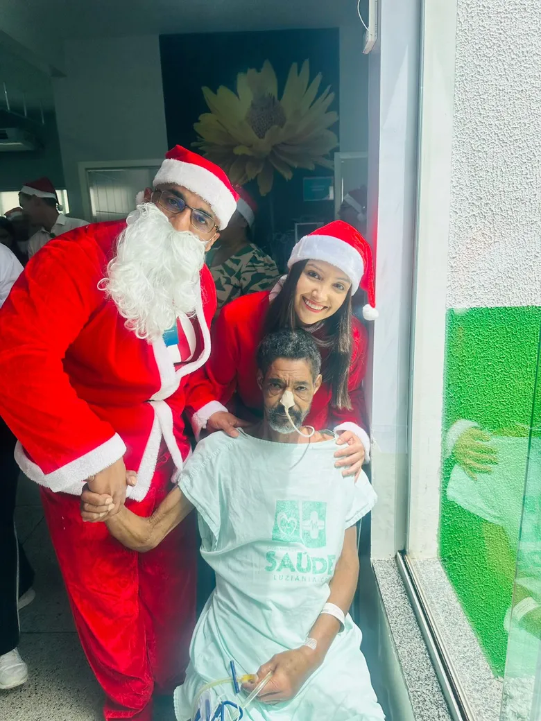 
		Cantata de Natal leva emoção e solidariedade ao Hospital Estadual de Luziânia
