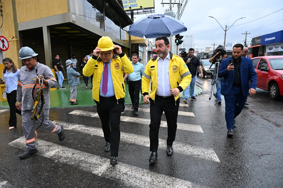 Prefeito Sandro Mabel lança Programa de Desobstrução de Vias Arteriais com corredor piloto na Avenida Jamel Cecílio