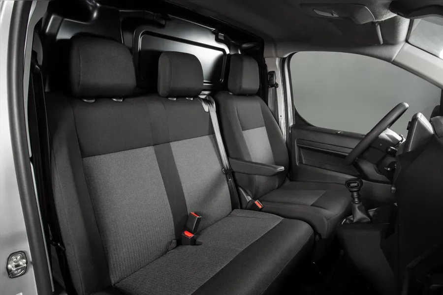Citroën Jumpy 2025 fica mais potente e econômico com o novo motor turbodiesel