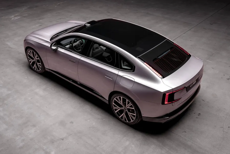 Novo Volvo ES90 chega ao Brasil em 2026 oferecendo 700 km de autonomia
