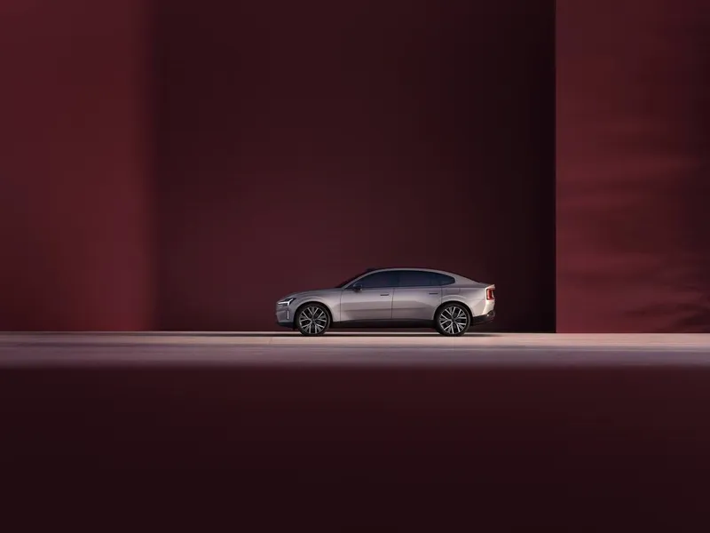 Novo Volvo ES90 chega ao Brasil em 2026 oferecendo 700 km de autonomia