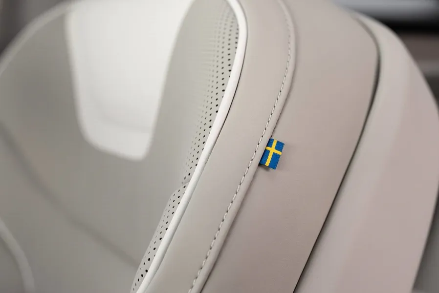 Novo Volvo ES90 chega ao Brasil em 2026 oferecendo 700 km de autonomia