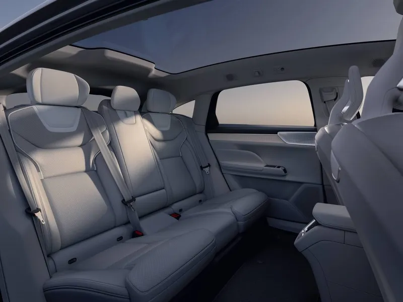 Novo Volvo ES90 chega ao Brasil em 2026 oferecendo 700 km de autonomia