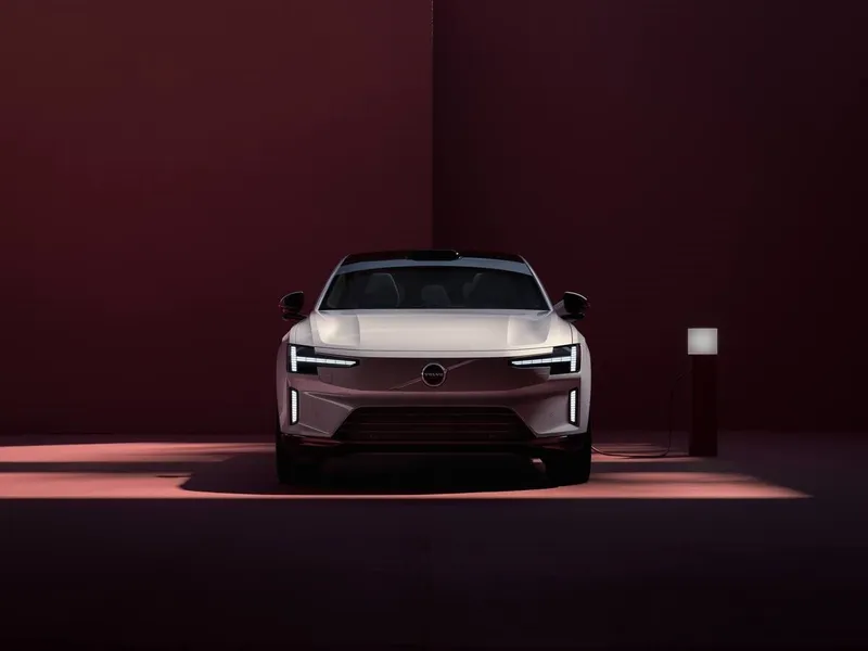 Novo Volvo ES90 chega ao Brasil em 2026 oferecendo 700 km de autonomia