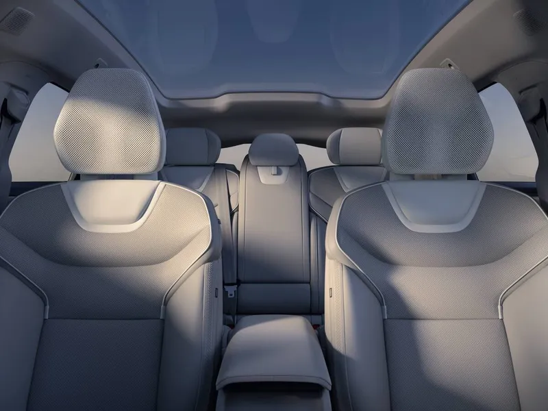 Novo Volvo ES90 chega ao Brasil em 2026 oferecendo 700 km de autonomia