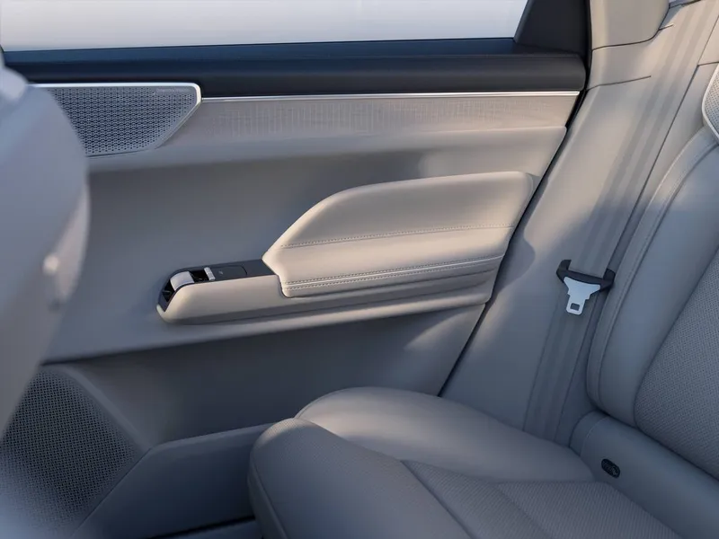 Novo Volvo ES90 chega ao Brasil em 2026 oferecendo 700 km de autonomia