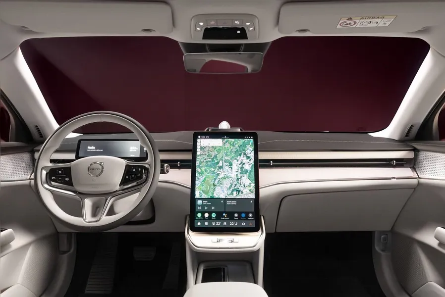 Novo Volvo ES90 chega ao Brasil em 2026 oferecendo 700 km de autonomia