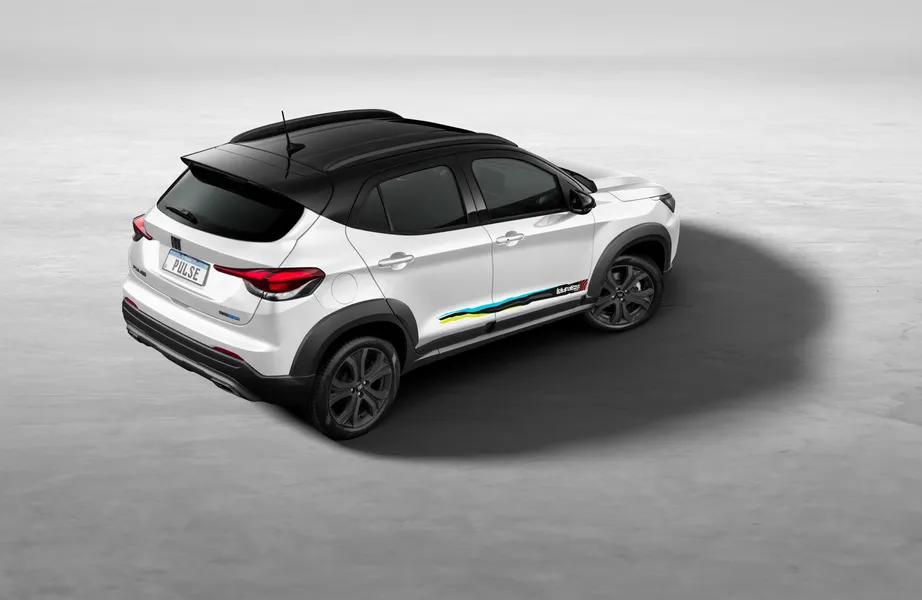 Fiat Pulse e Fastback híbridos ganham edição especial Lollapalooza Brasil 2025
