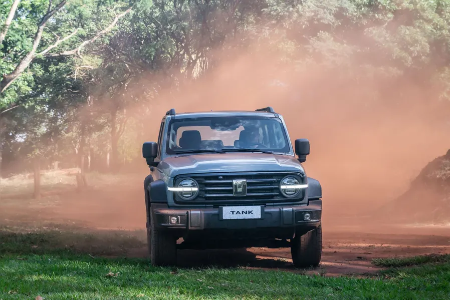 GWM Tank 300 2026 estreia no Brasil no dia destinado ao 4x4 por R$ 333.000 mil