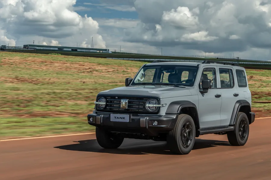 GWM Tank 300 2026 estreia no Brasil no dia destinado ao 4x4 por R$ 333.000 mil