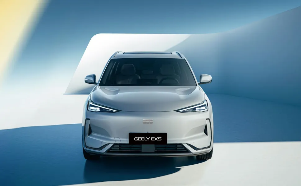 Geely retorna ao Brasil em parceria com a Renault e anuncia o SUV elétrico EX5 para julho