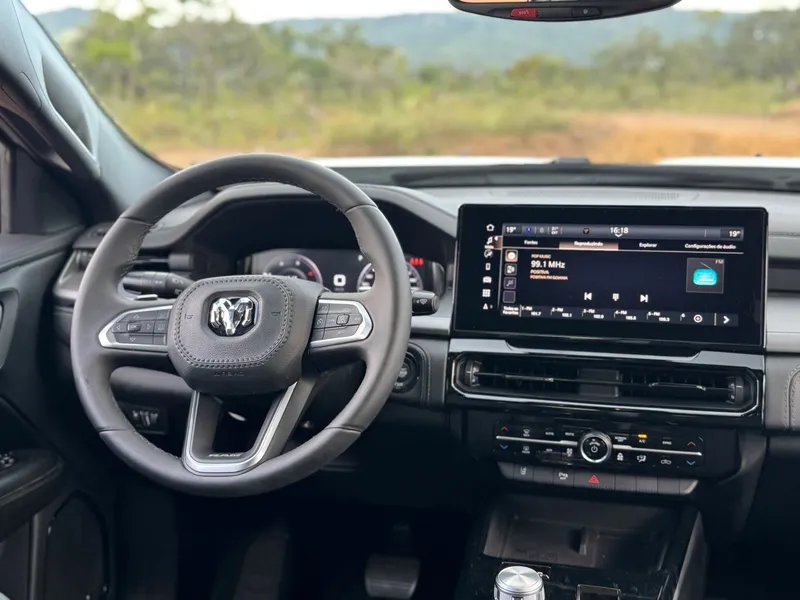 Teste: Rampage 2025 avança com o novo motor 2.2 turbodiesel de 200 cv