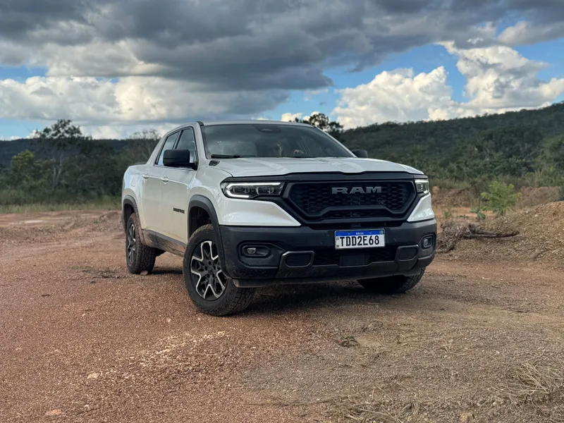 Teste: Rampage 2025 avança com o novo motor 2.2 turbodiesel de 200 cv
