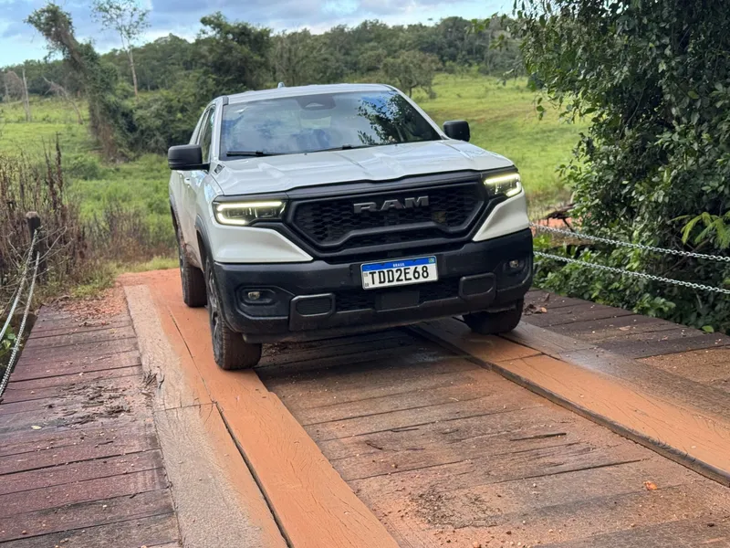 Teste: Rampage 2025 avança com o novo motor 2.2 turbodiesel de 200 cv