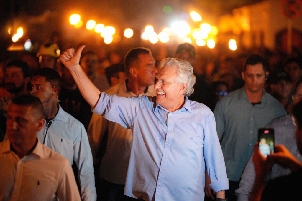 Fotos: Hegon Corrêa e Júnior Guimarães - Ronaldo e Gracinha Caiado acompanham Procissão do Fogaréu na cidade de Goiás: Celebração cristã reúne milhares de devotos, turistas e moradores da cidade.
