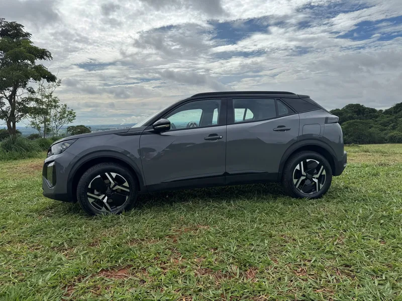 Teste: Peugeot 2008 2025 estabelece um novo momento para a marca no Brasil
